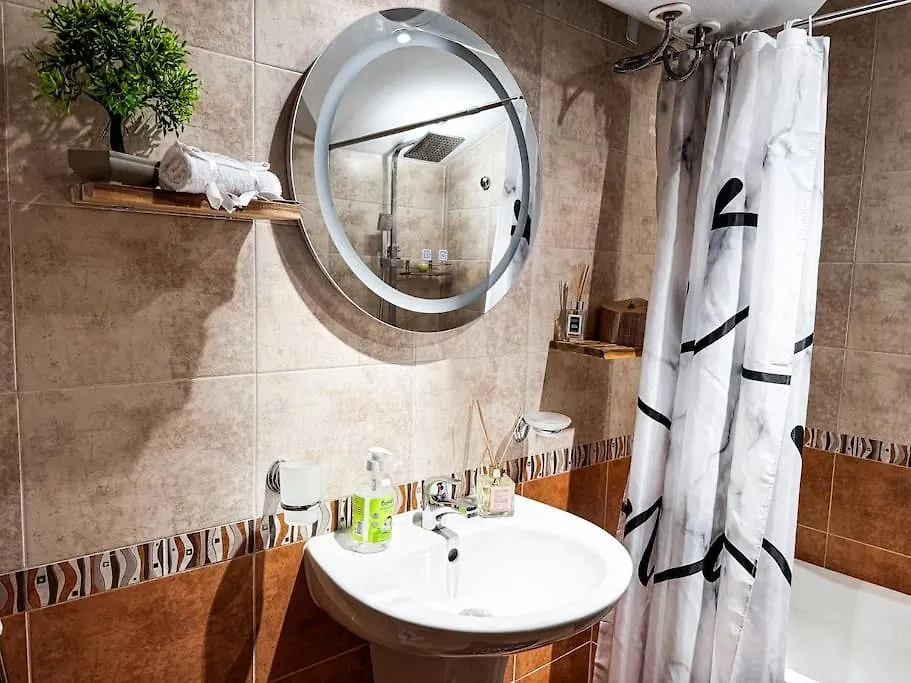 Private Cozy At Alpin Lodge Studio + Spa Complex バンスコ ブルガリア